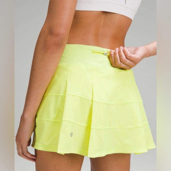 Lululemon Pace Rival Skirt Electric Lemon Sz 10 Retired Colorway Swift Luxtreme - Picture 7 of 9